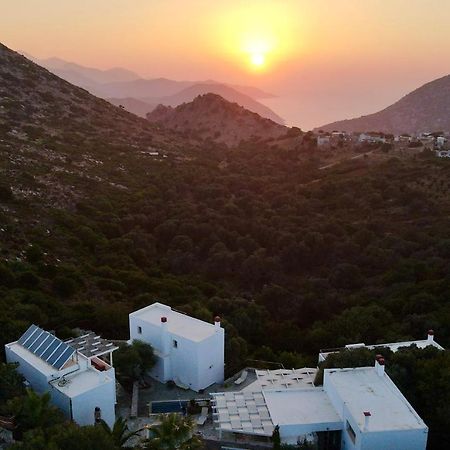 Mourtzanakis Residence - Traditional Eco Hotel In Akhládha Exterior foto